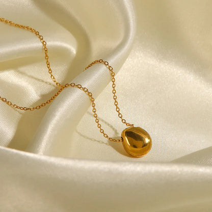 Barbara Pearl Necklace