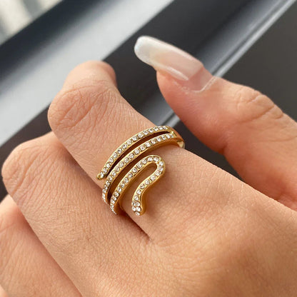 Mae Diamond Ring