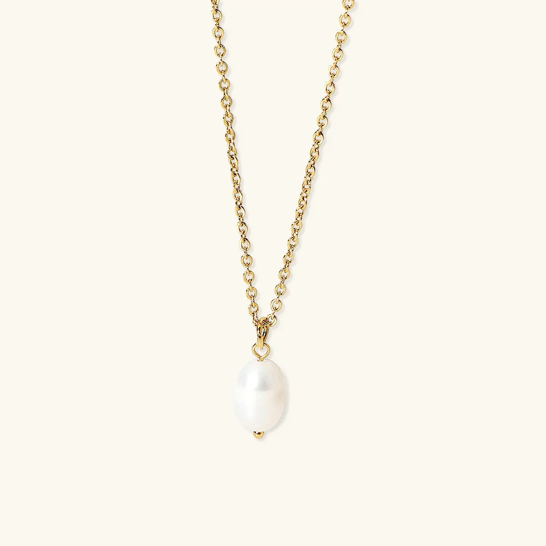 Joanne Pearl Necklace