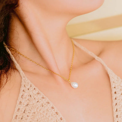 Joanne Pearl Necklace