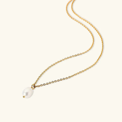 Joanne Pearl Necklace