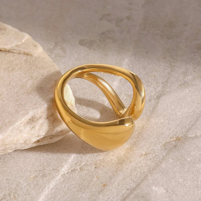 Clare Gold Ring