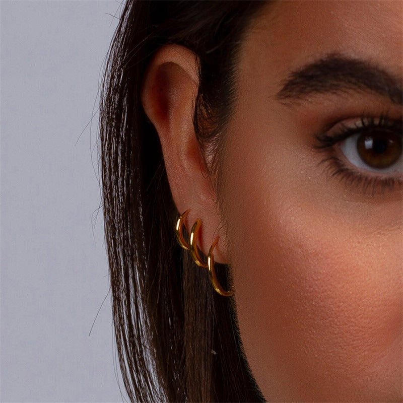 Small Gold Hoop Earrings in Stainless Steel-Plated 14k Gold – Hypoallergenic and Water Resistant