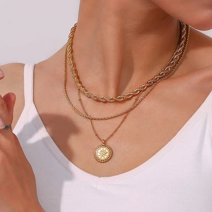 Solaire Gold Pendant
