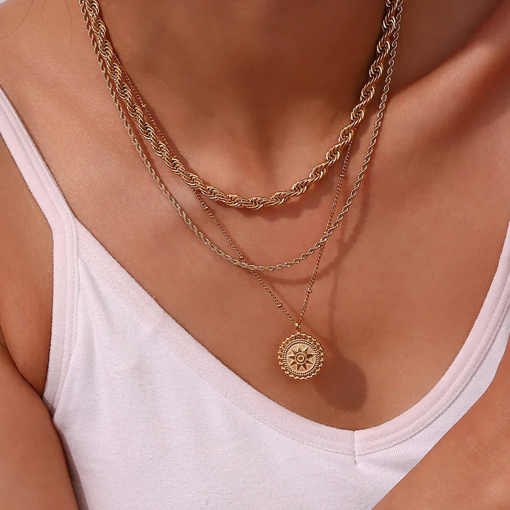 Solaire Gold Pendant