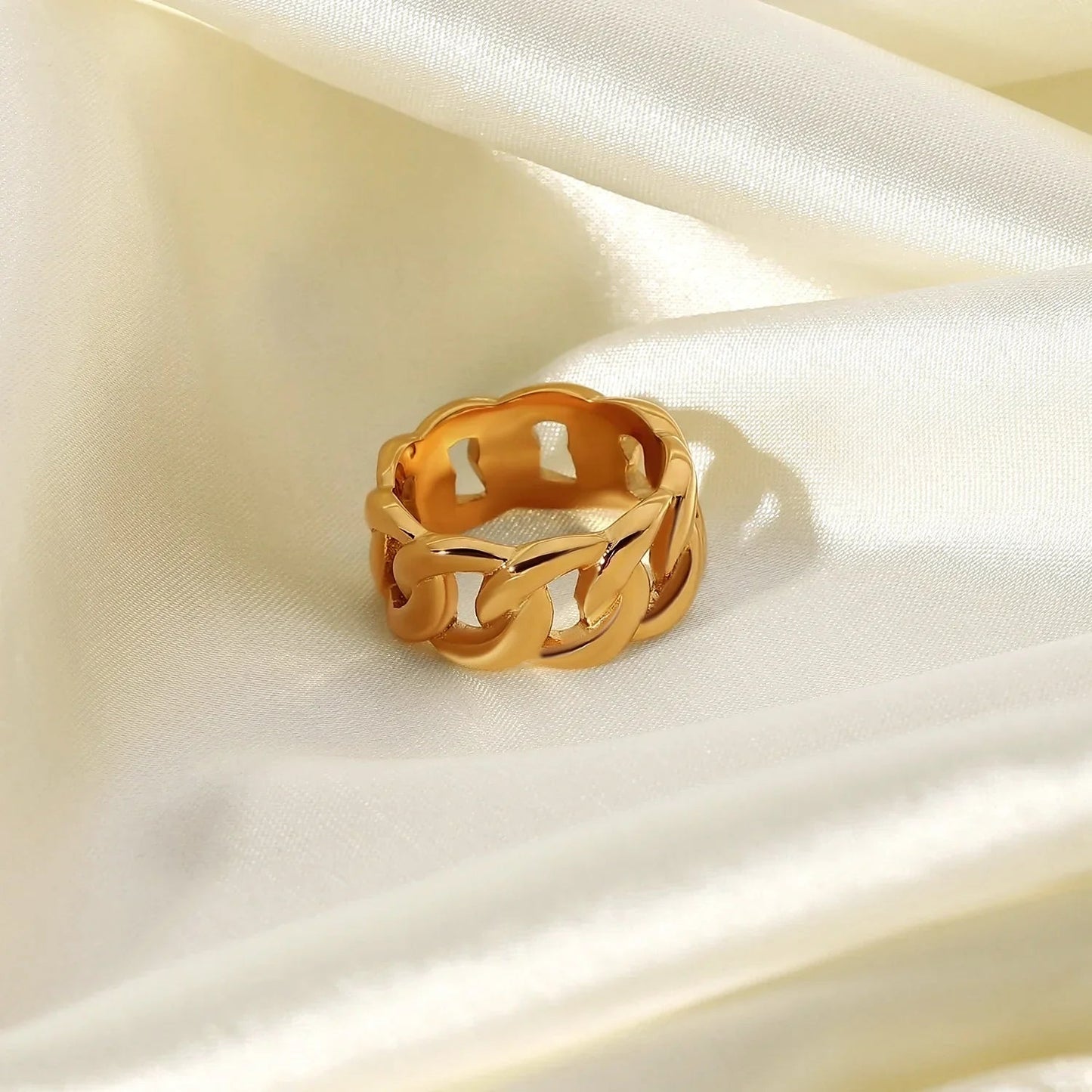 Kalani Gold Ring