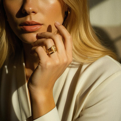 Laurel Gold Ring