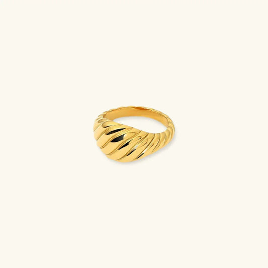 Annabel Gold Croissant Ring