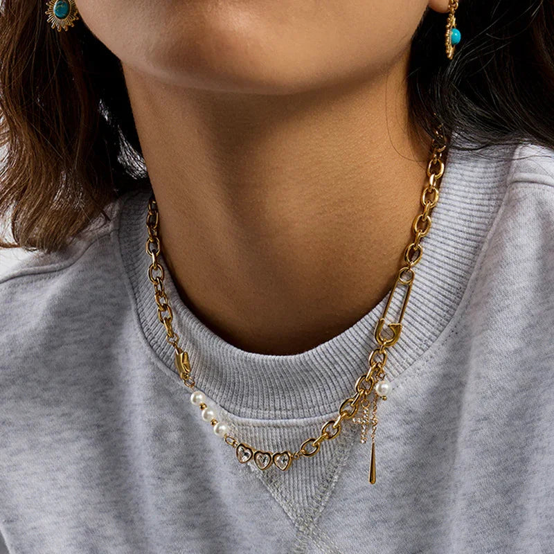 Faye Necklace