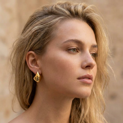 Alma Gold Earrings