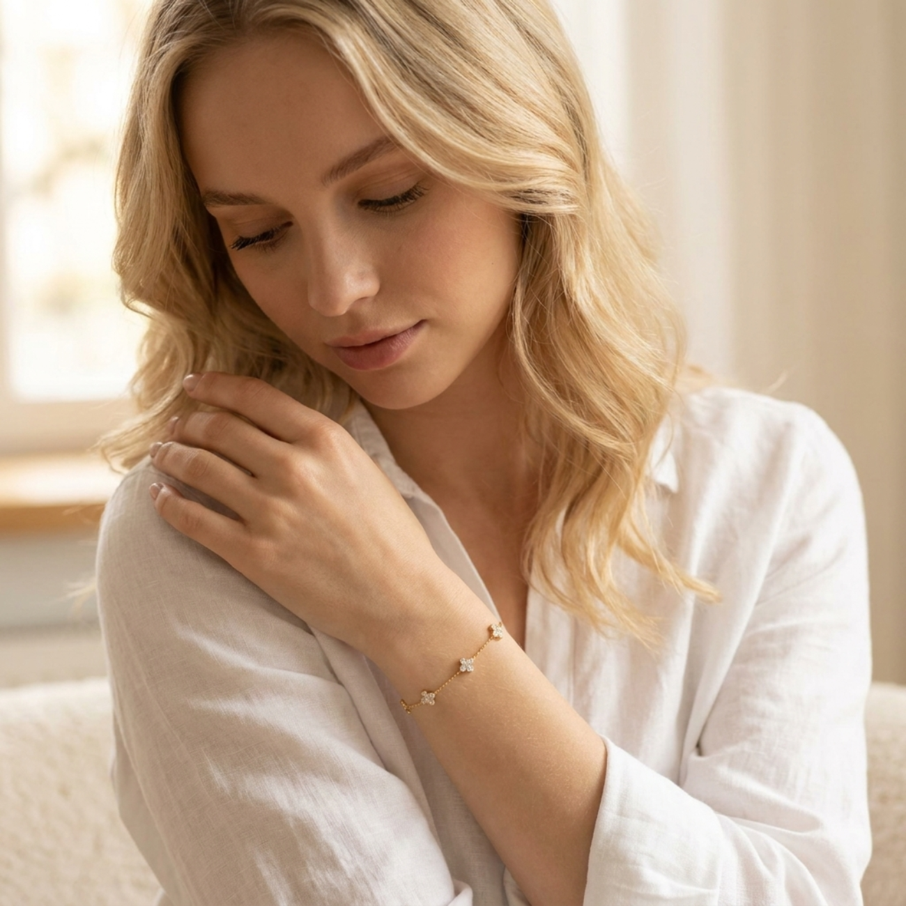 Amelia Dainty Crystal Bracelet