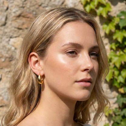 Amira Gold Hoop Earrings
