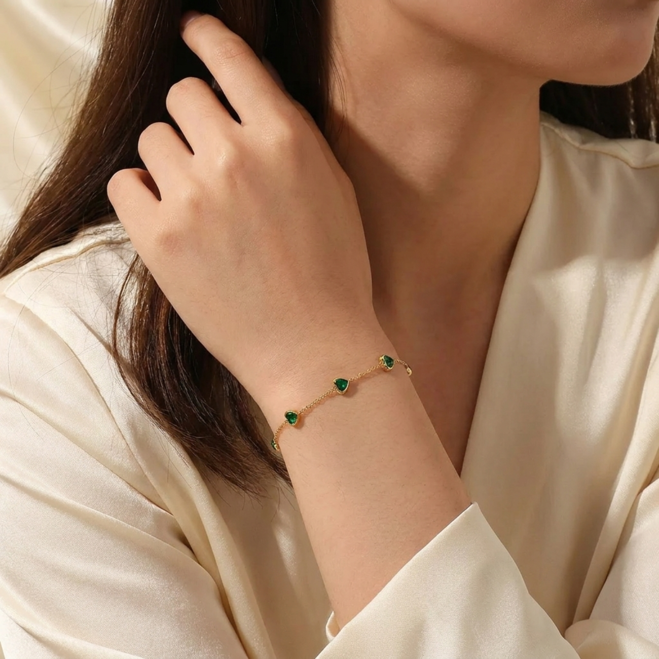 Aurora Green Heart Bracelet