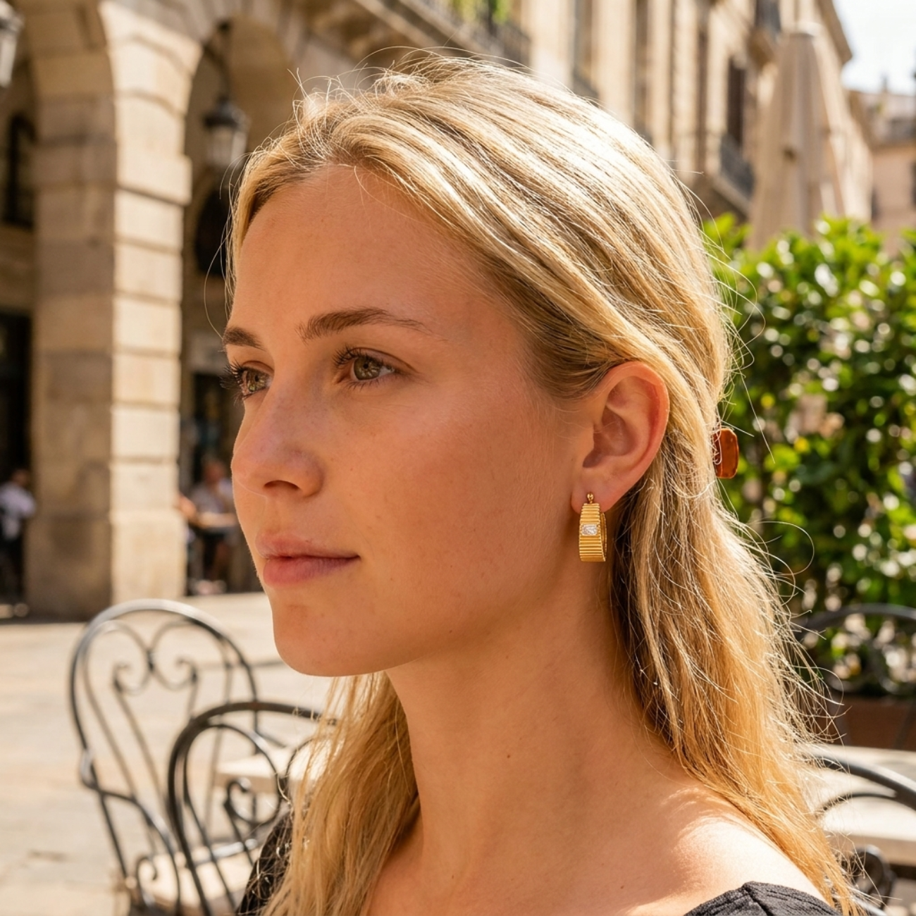 Hayley Gold Hoop Earrings