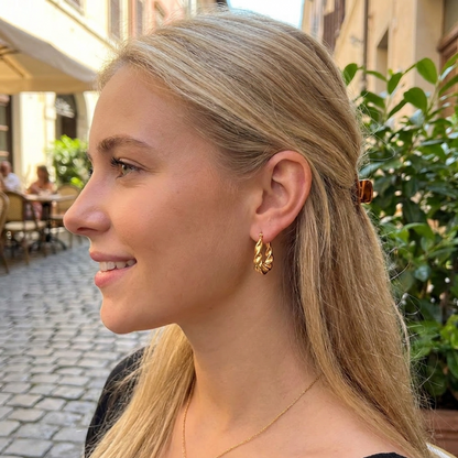 Isla Twist Hoop Earrings