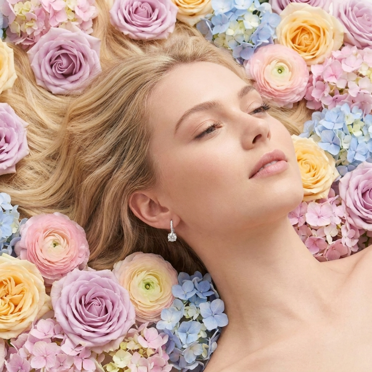 Lina Pavé Solitaire Earrings